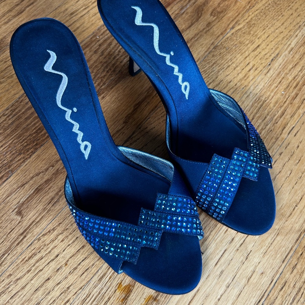 Nina Women's Navy Embellished Heels